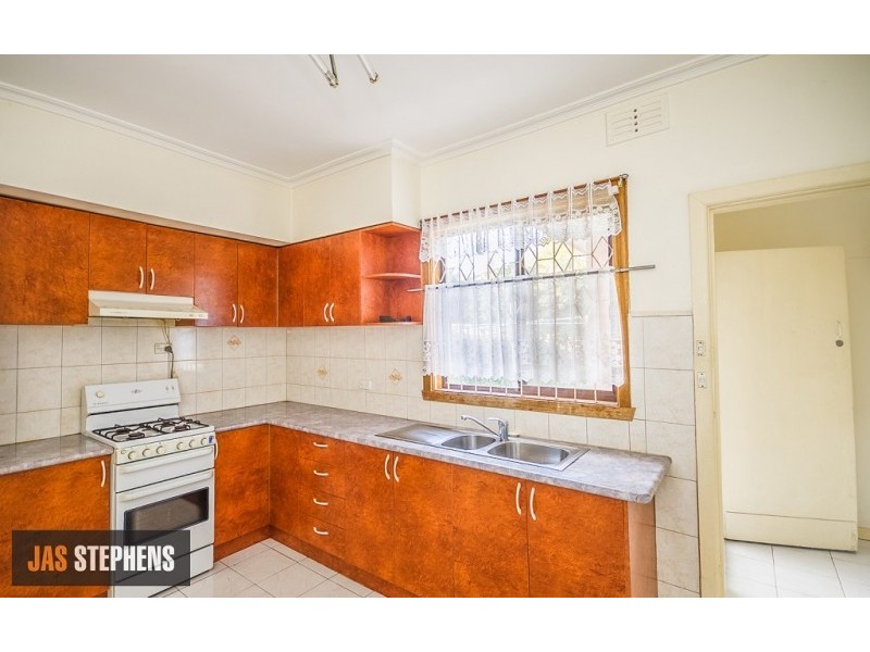 26 Howard Street, Maidstone VIC 3012