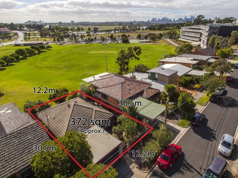 19 Smith Crescent, Footscray VIC 3011