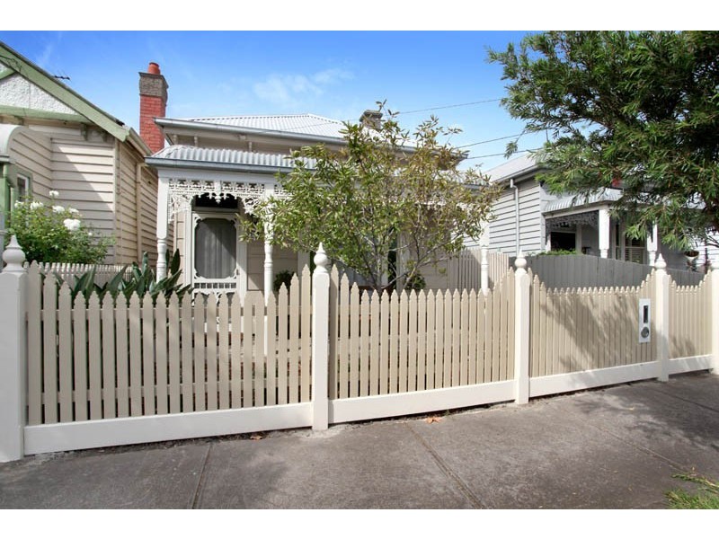 25 Browning St, Seddon VIC 3011