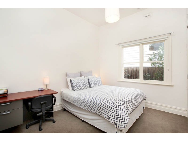 25 Browning St, Seddon VIC 3011
