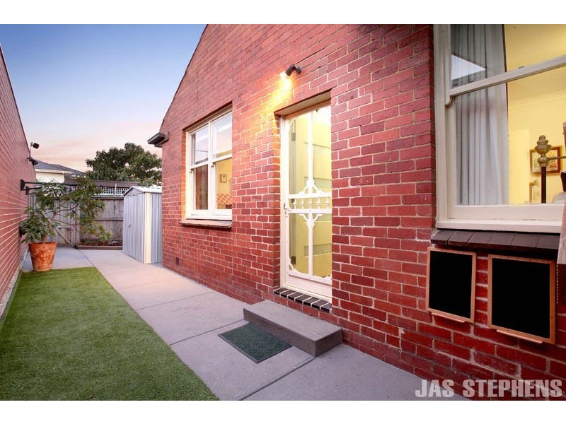8 Short Street, Maidstone VIC 3012