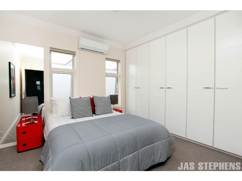 2/21 Bena Street, Yarraville VIC 3013