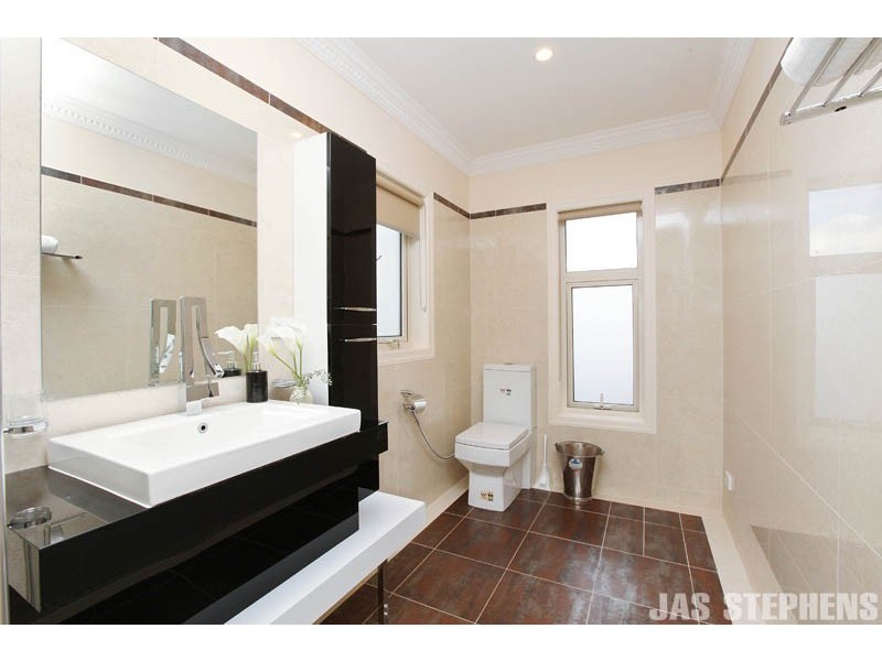 2/21 Bena Street, Yarraville VIC 3013