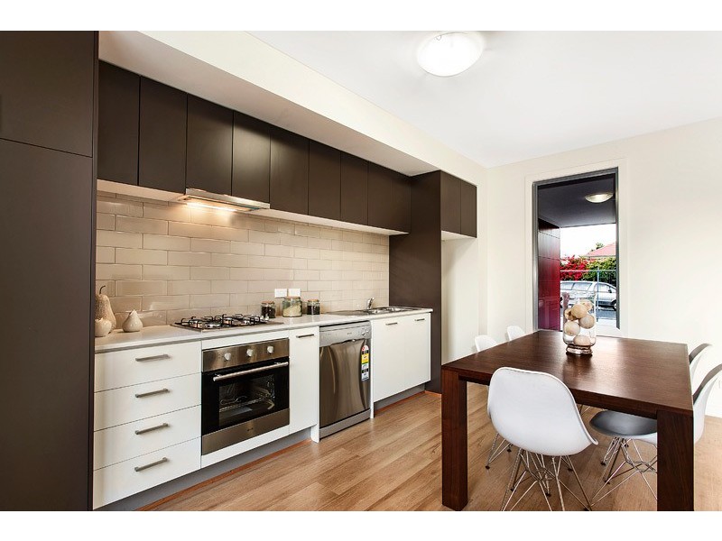 1/96 Macpherson St, Footscray VIC 3011