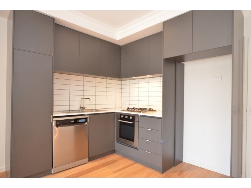 26 Beaurepaire Parade, Footscray VIC 3011