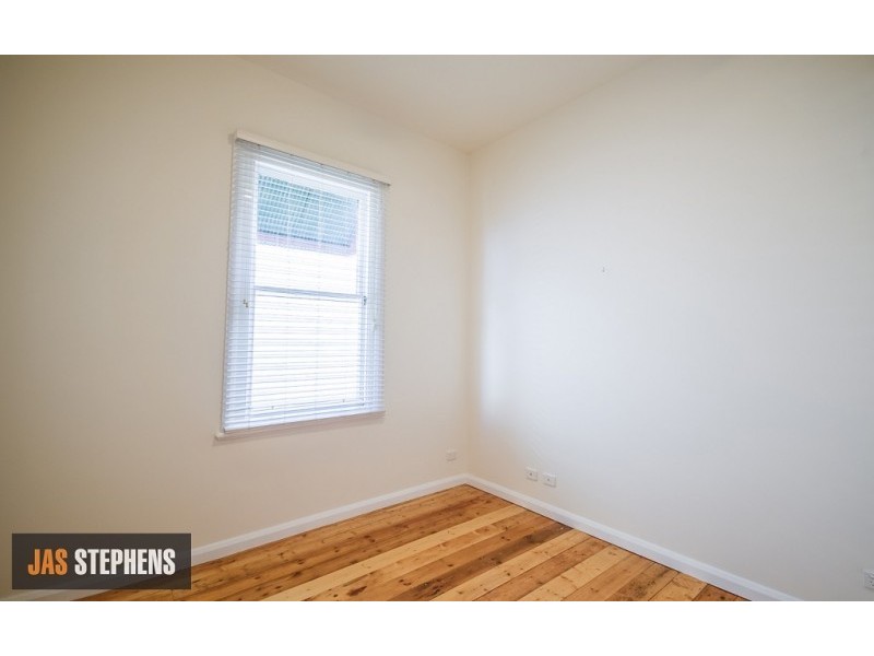 74 Hamilton St, Yarraville VIC 3013