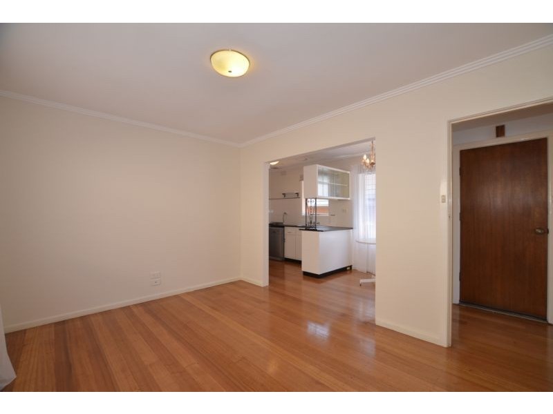 54 Dudley St, Footscray VIC 3011
