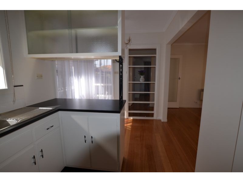 54 Dudley St, Footscray VIC 3011