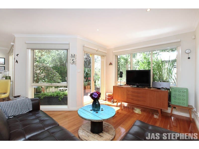 3/297 Nicholson Street, Seddon VIC 3011