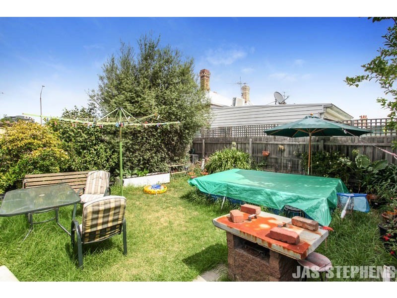 8 Leeds Street, Footscray VIC 3011