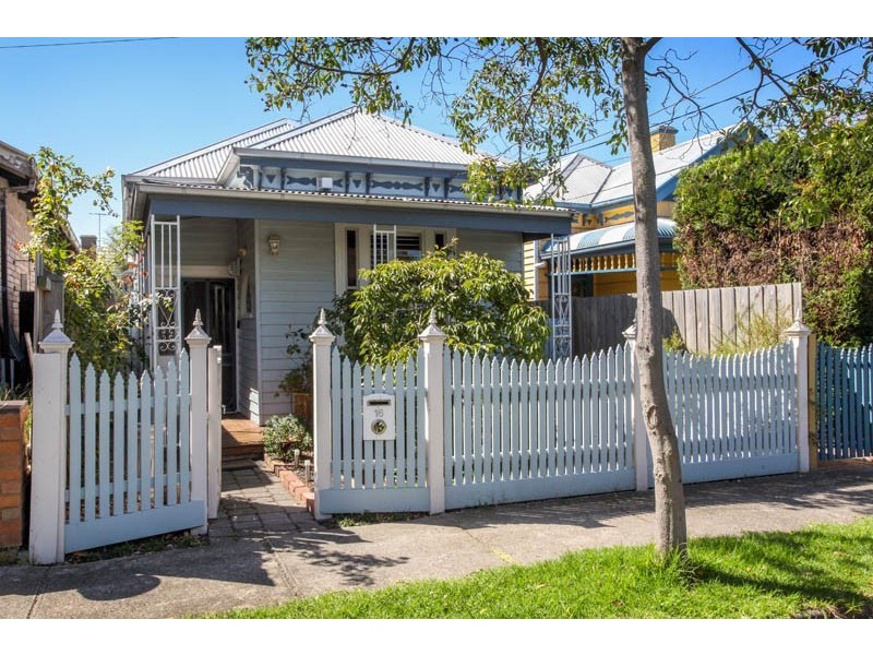 16 Webster Street, Seddon VIC 3011