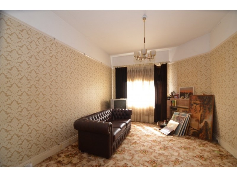 2 Naismith Street, Footscray VIC 3011