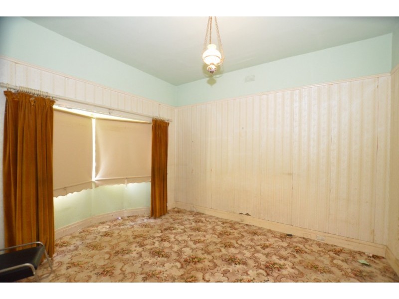 2 Naismith Street, Footscray VIC 3011