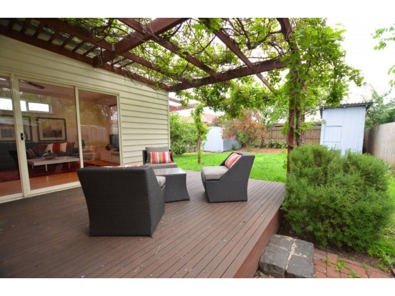 22 Vernon Street, South Kingsville VIC 3015