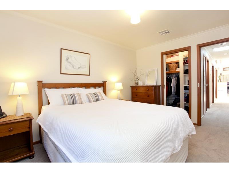 2 Bolton Street, Spotswood VIC 3015