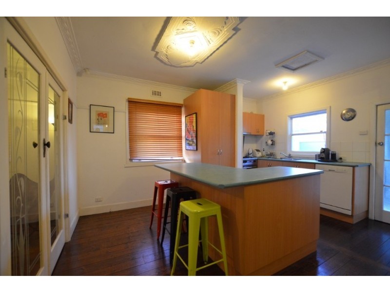 39 Sredna Street, West Footscray VIC 3012