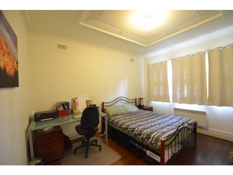 39 Sredna Street, West Footscray VIC 3012