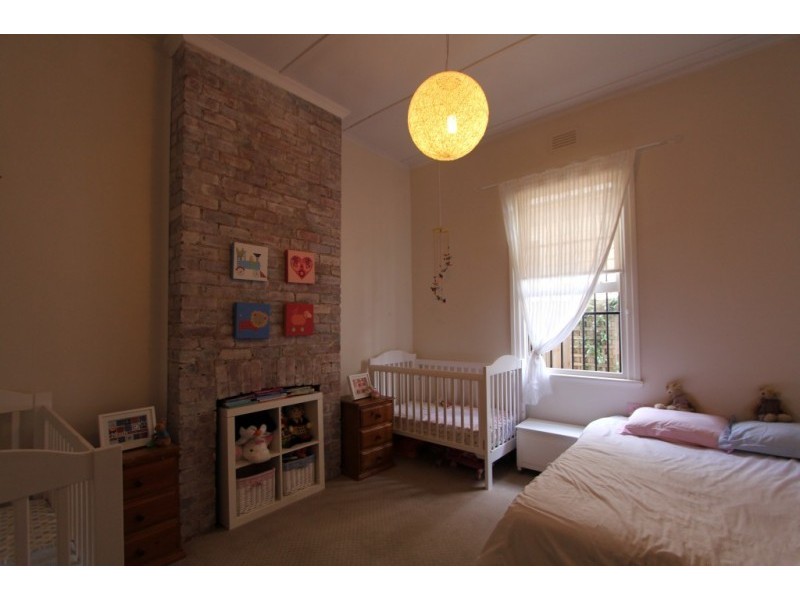 213 Geelong Rd, Kingsville VIC 3012