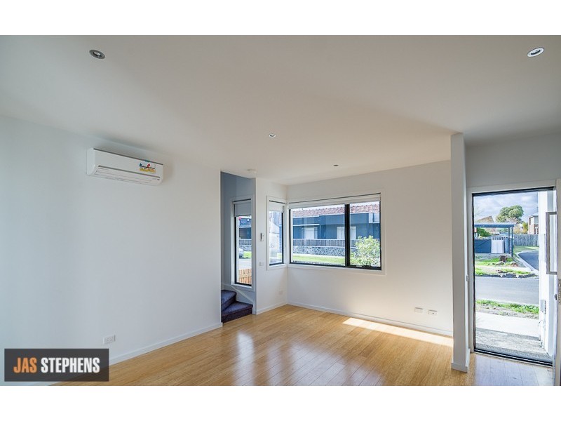 87 Graham Street, Newport VIC 3015