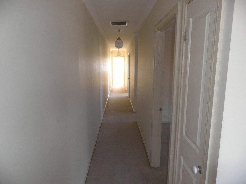 2/29 Commercial Road, Maidstone VIC 3012