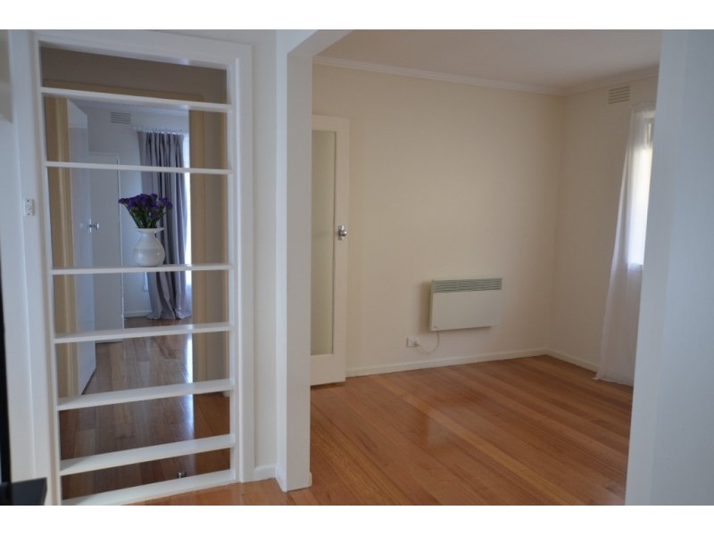 54 Dudley St, Footscray VIC 3011