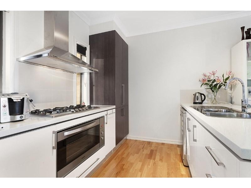 1/50 Blenheim Road, Newport VIC 3015