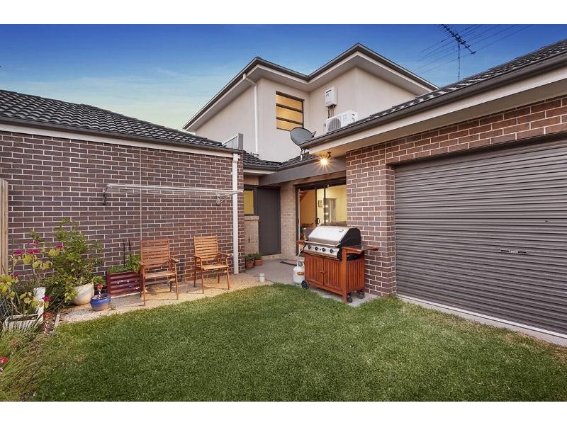 1/50 Blenheim Road, Newport VIC 3015