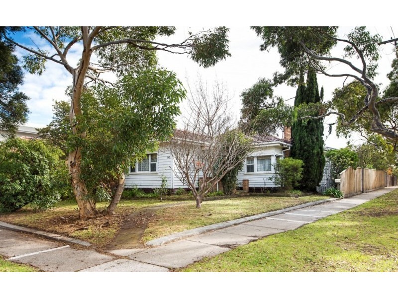 90 Newcastle Street, Newport VIC 3015