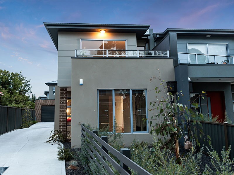 2/4 Holland Crt, Maidstone VIC 3012
