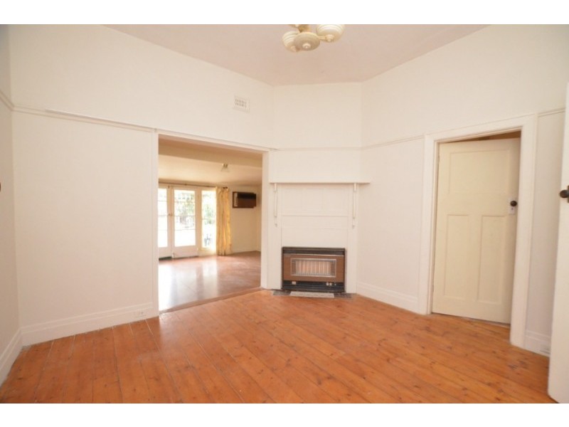 16 Hughes Street, Yarraville VIC 3013