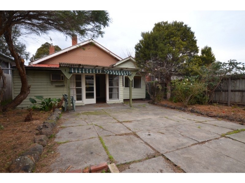16 Hughes Street, Yarraville VIC 3013