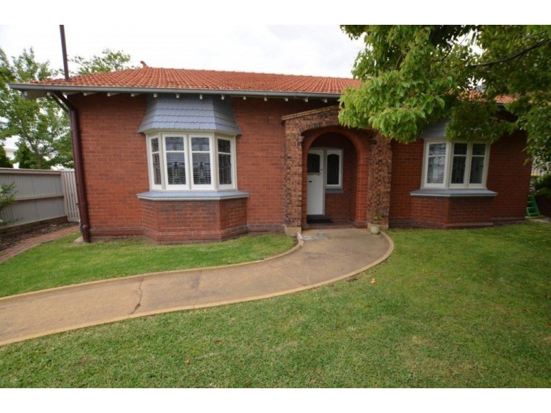 10 Fehon Street, Yarraville VIC 3013