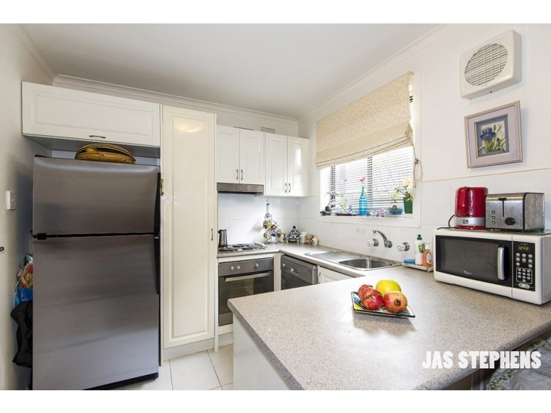 1/707 Barkly Street, West Footscray VIC 3012