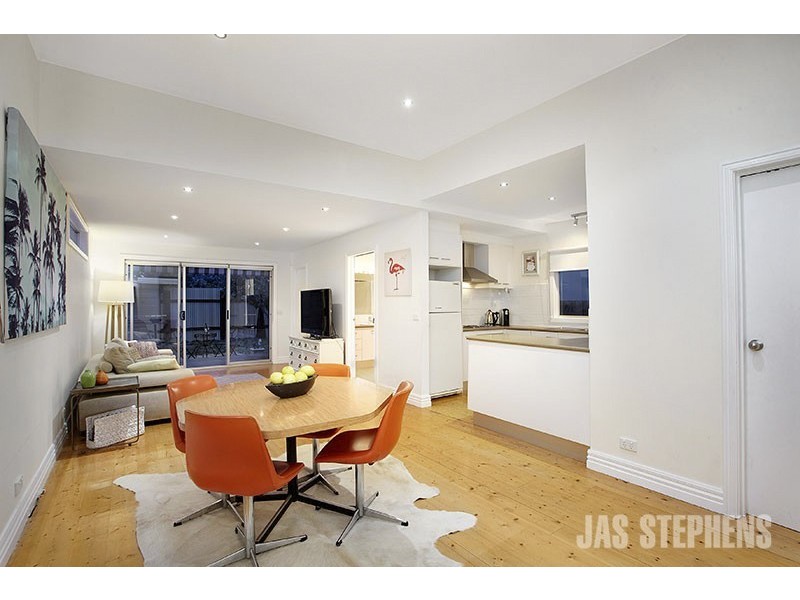 39 Ballarat Road, Maidstone VIC 3012