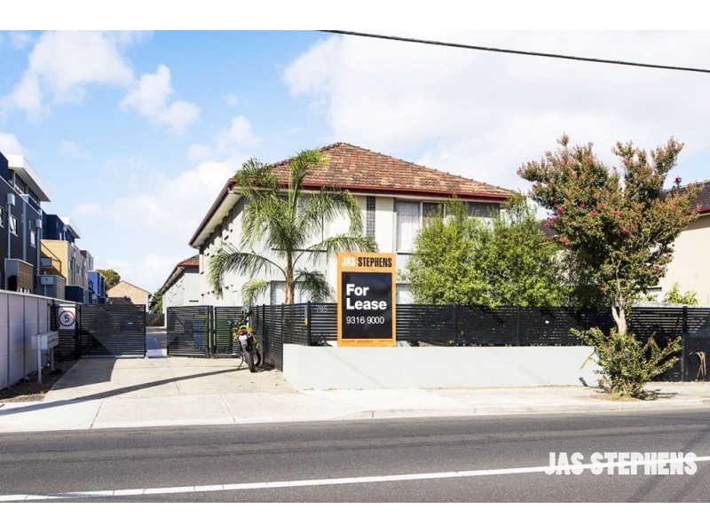 2/705 Barkly St, West Footscray VIC 3012