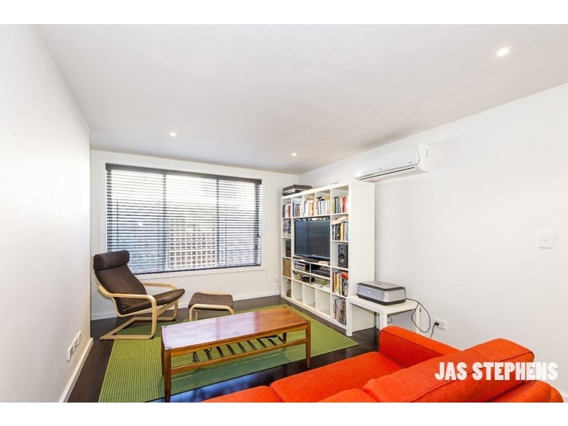 2/705 Barkly St, West Footscray VIC 3012