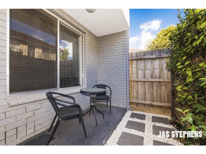 2/705 Barkly St, West Footscray VIC 3012