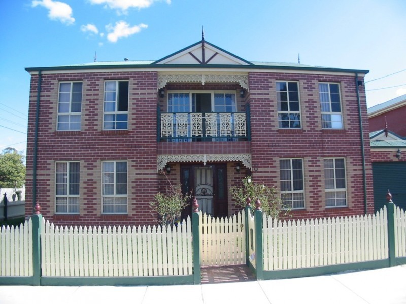 82 Severn Street, Yarraville VIC 3013