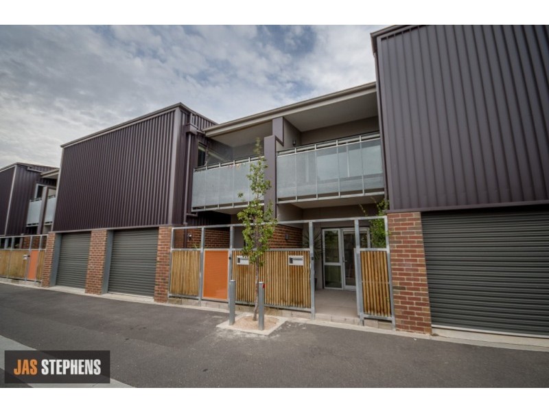 5 Newman Drive, Footscray VIC 3011