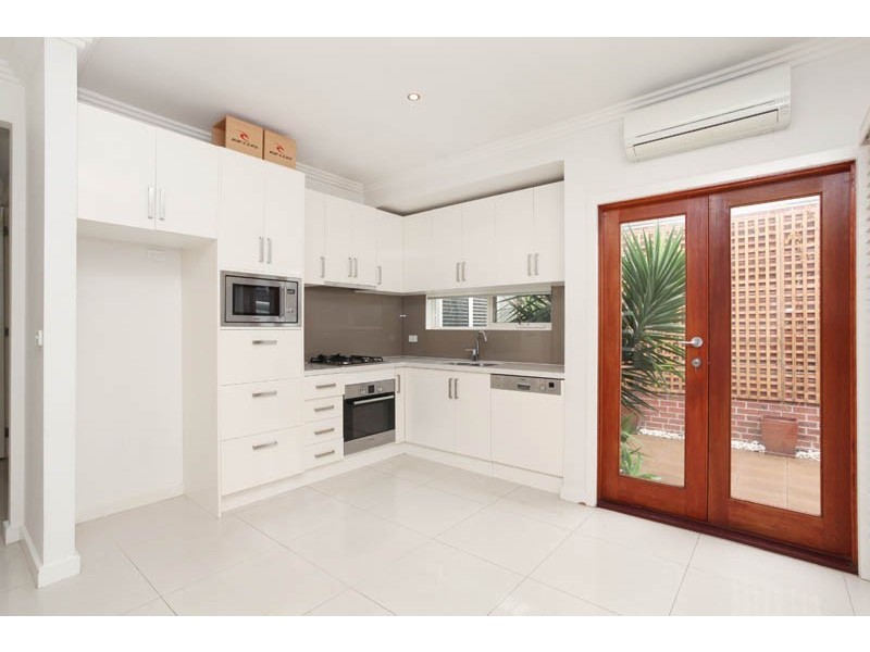 1/12 Rondell Avenue, West Footscray VIC 3012