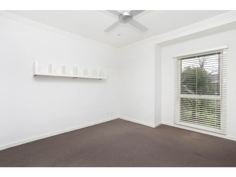 1/12 Rondell Avenue, West Footscray VIC 3012
