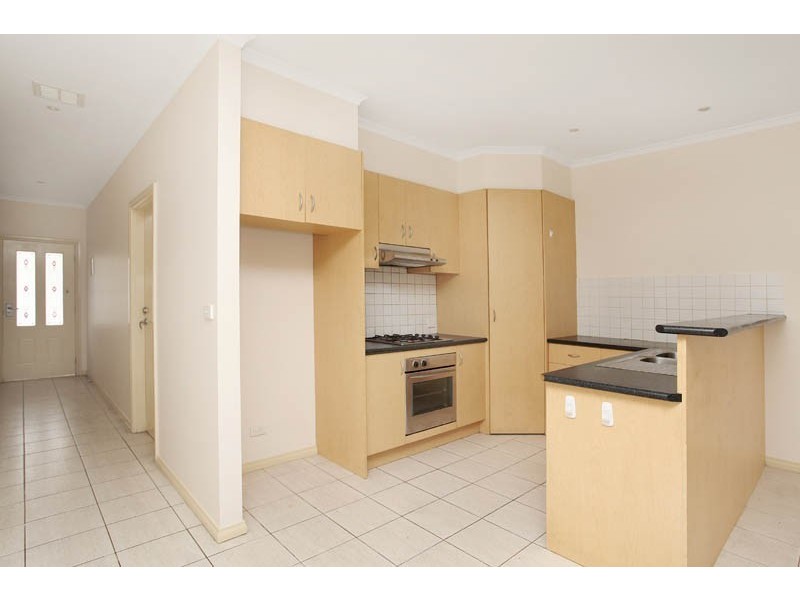 1/39 Sydney Street, Footscray VIC 3011