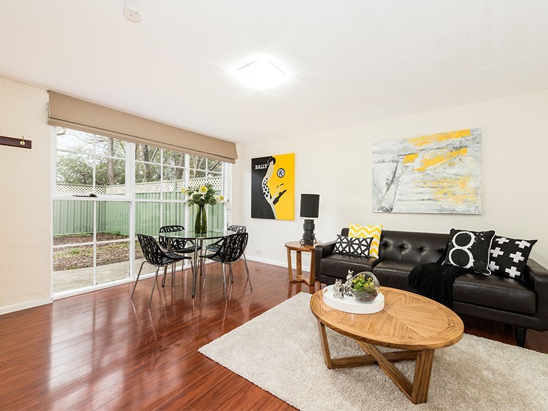 2/85 Ballarat Road, Maidstone VIC 3012