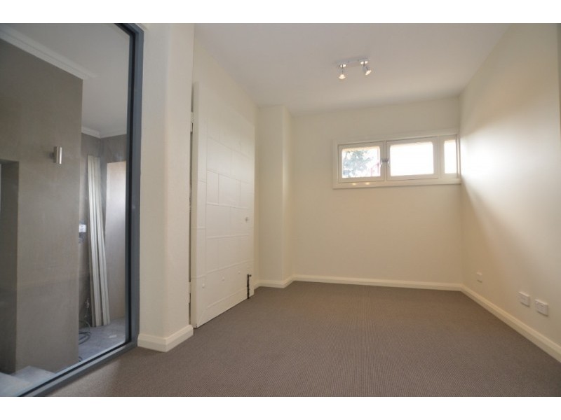 1/114 Stephen Street, Yarraville VIC 3013