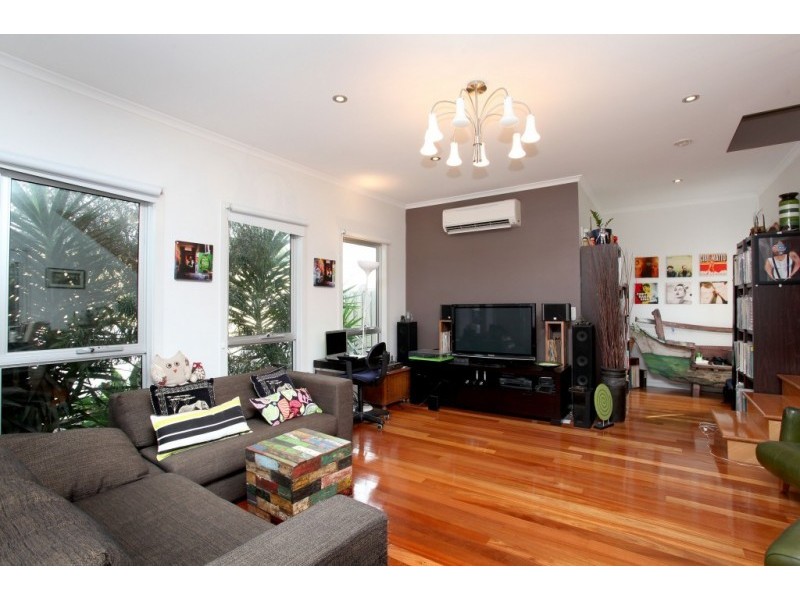 16 Burns Street, Yarraville VIC 3013