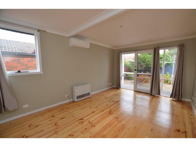 73 Pilgrim Street, Seddon VIC 3011
