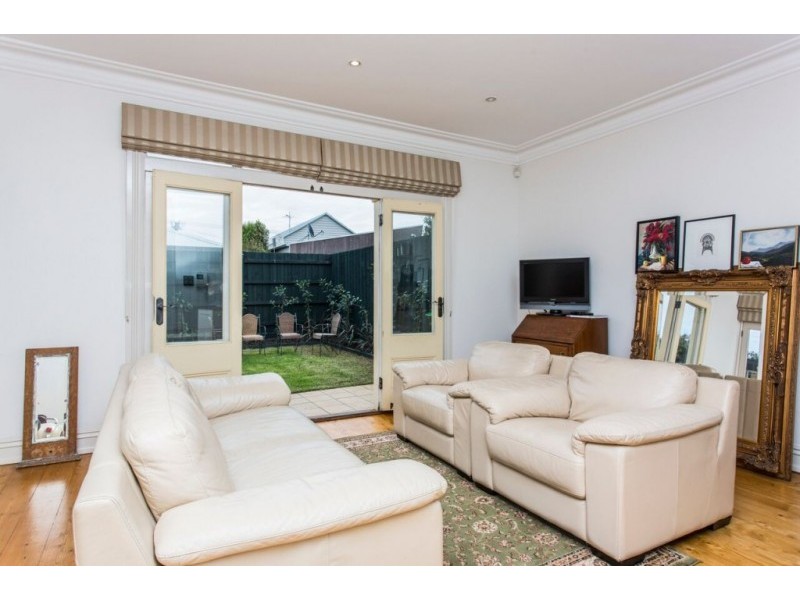 70 Chirnside Street, Kingsville VIC 3012