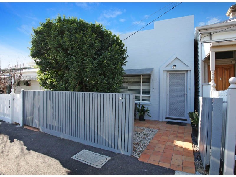23 McConnell Street, Kensington VIC 3031