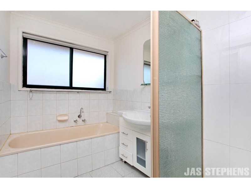 3/98 Macpherson Street, Footscray VIC 3011