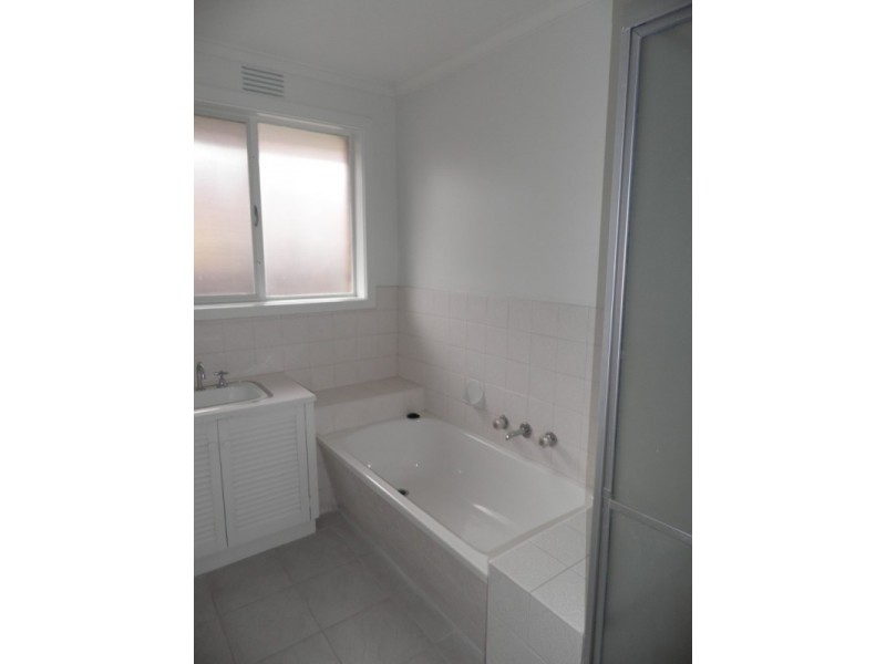 3/14 Edgar St, Kingsville VIC 3012